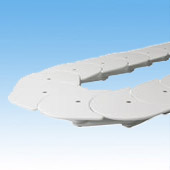 <sup></sup> Cadena de plástico de media luna